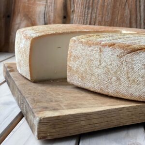 Francuski ser Tomme de Chavre